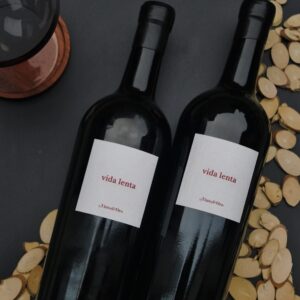 Red Wine Vida Lenta Tinto y Oro Organic Vegan Oak Spain